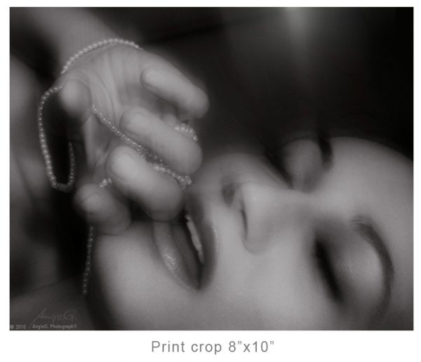 Chain of Pearls (Print crop)