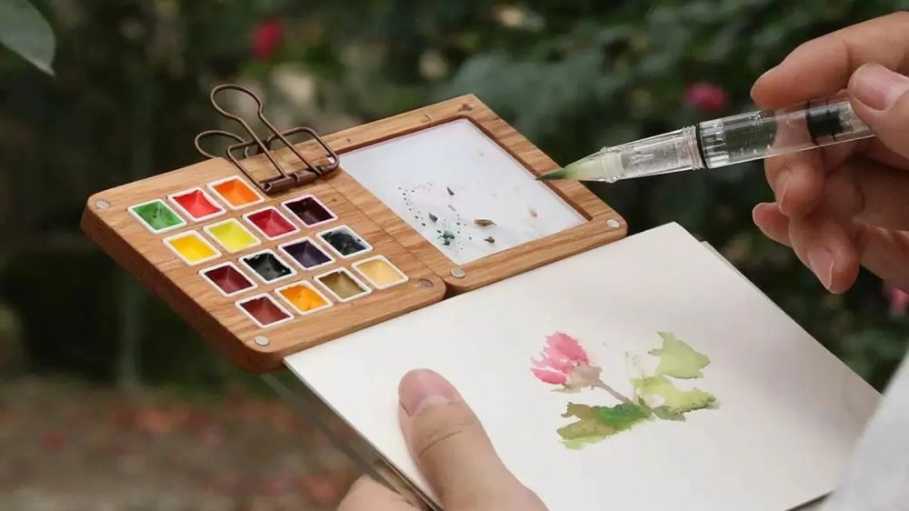 portable paint box by GUYUANA on etsy