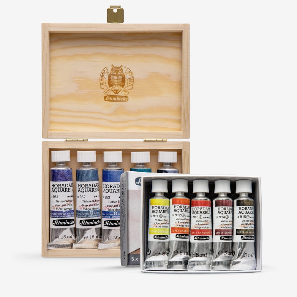 Consider gifting your loved one a paint set this Valentine's Day.